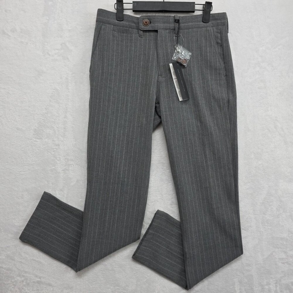 Nifty Genius Mens Gray Luxurious Pinstriped Dress Slacks Pants Size 29x31 NWT